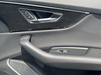 2020 Audi Q8 Premium Plus