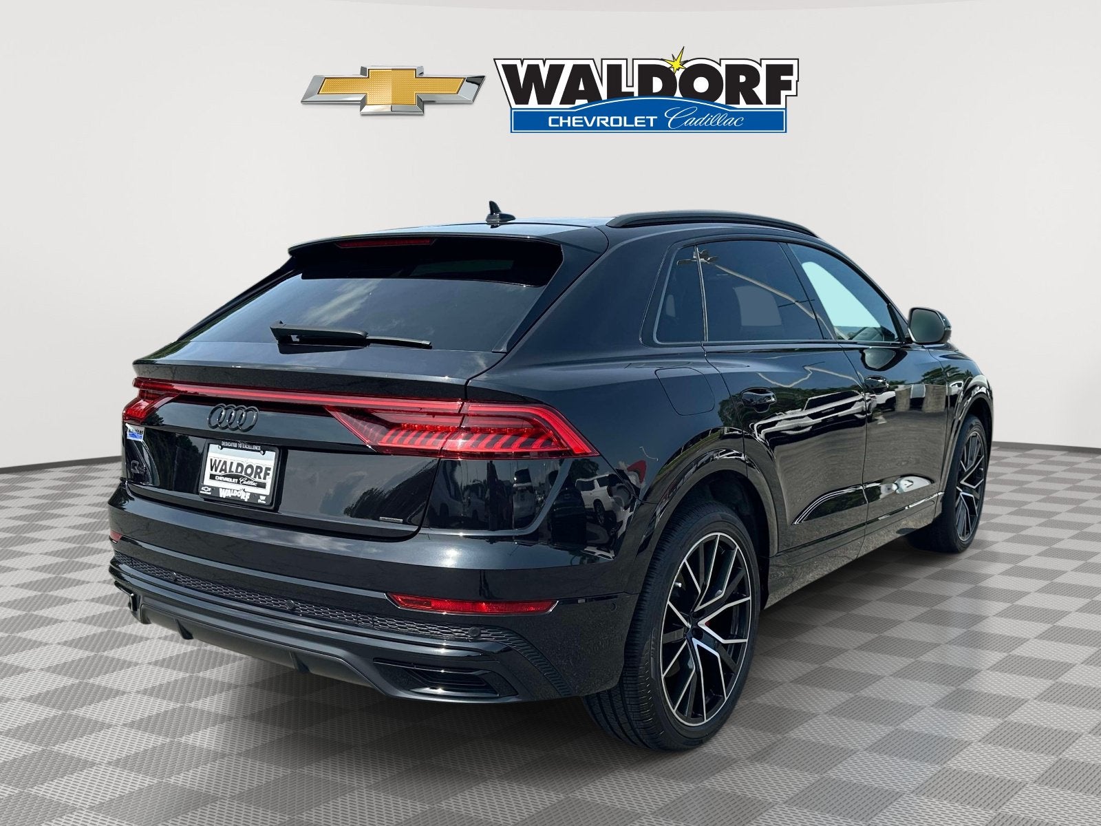 2020 Audi Q8 Premium Plus