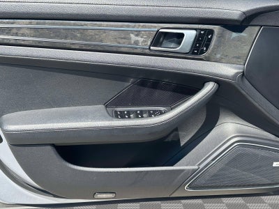 2018 Porsche Panamera Base